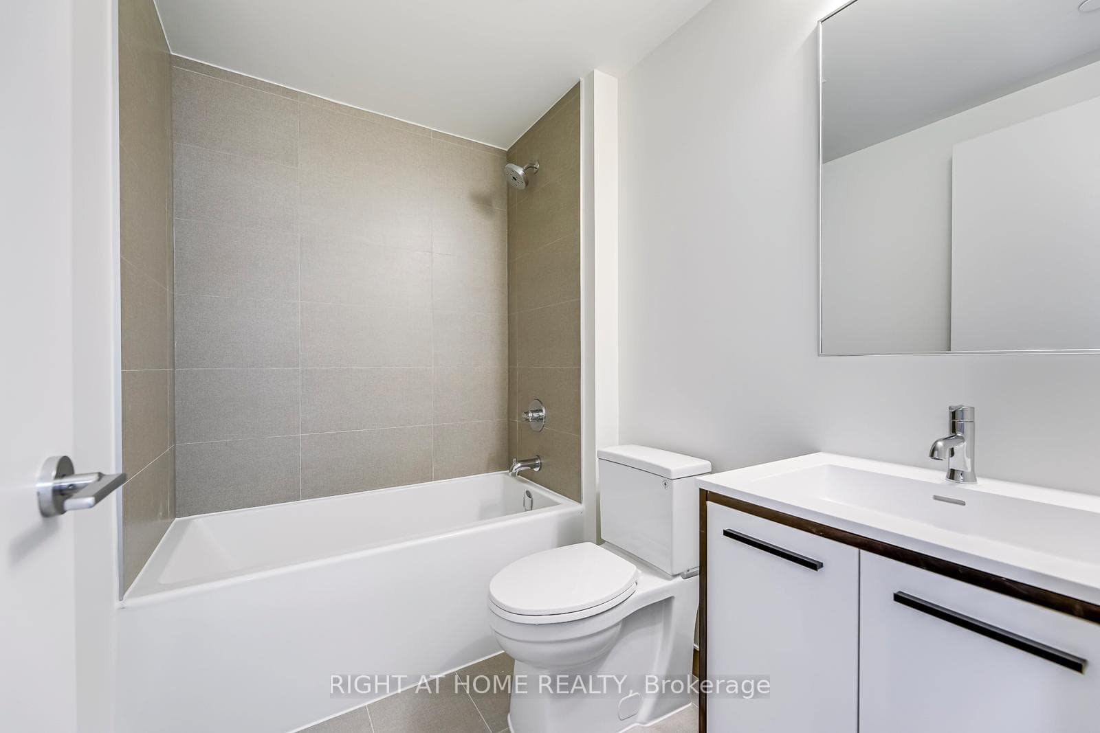 385 Winston Road Unit 1103 photo 24