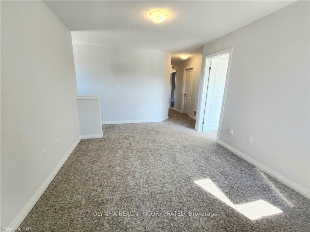 47 Samuel Avenue photo 30