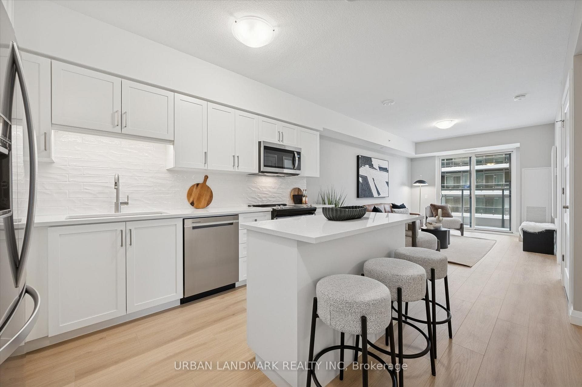93 Arthur Street Unit 712 photo 7