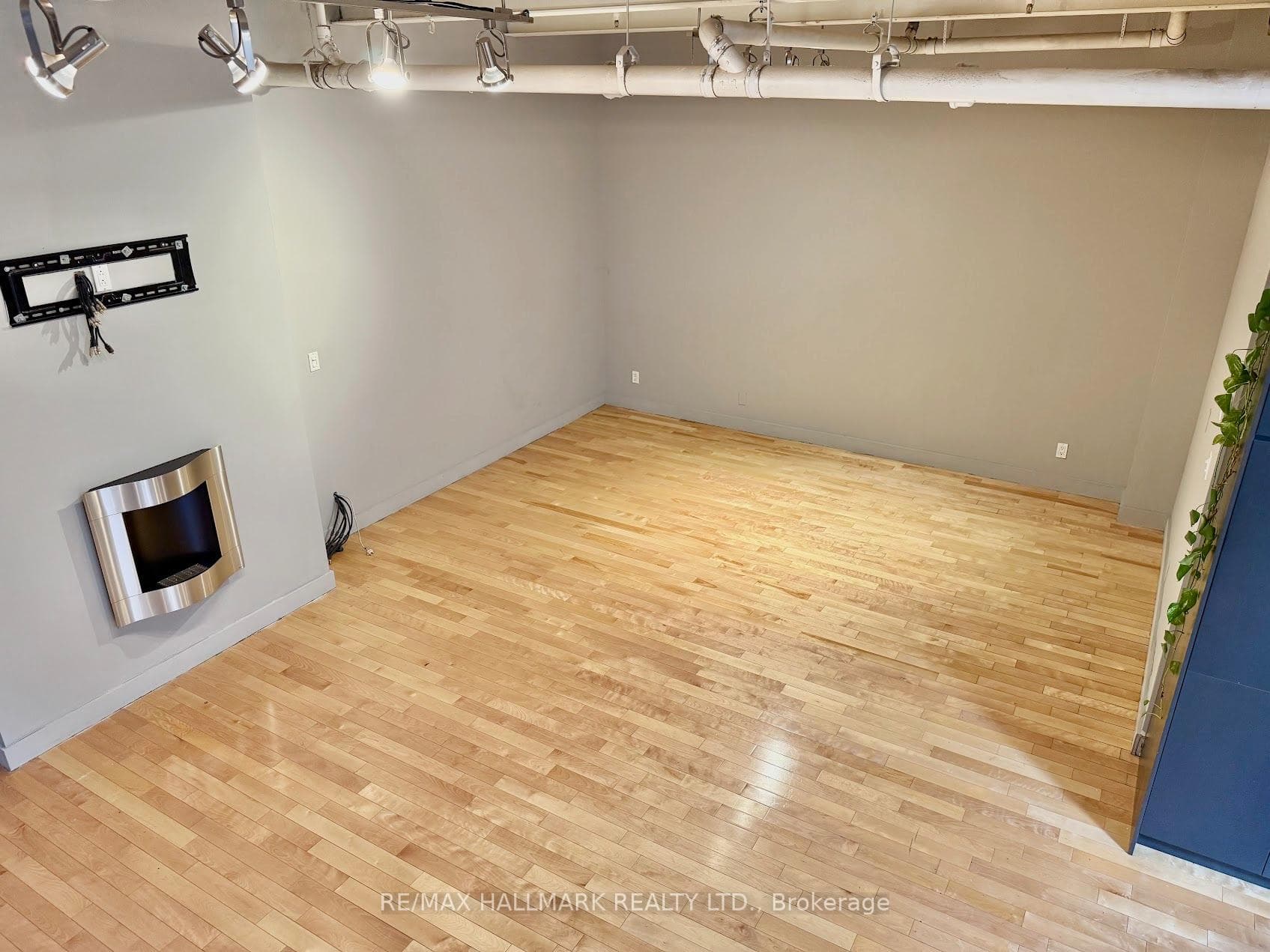 1173 Dundas Street Unit 232 photo 13