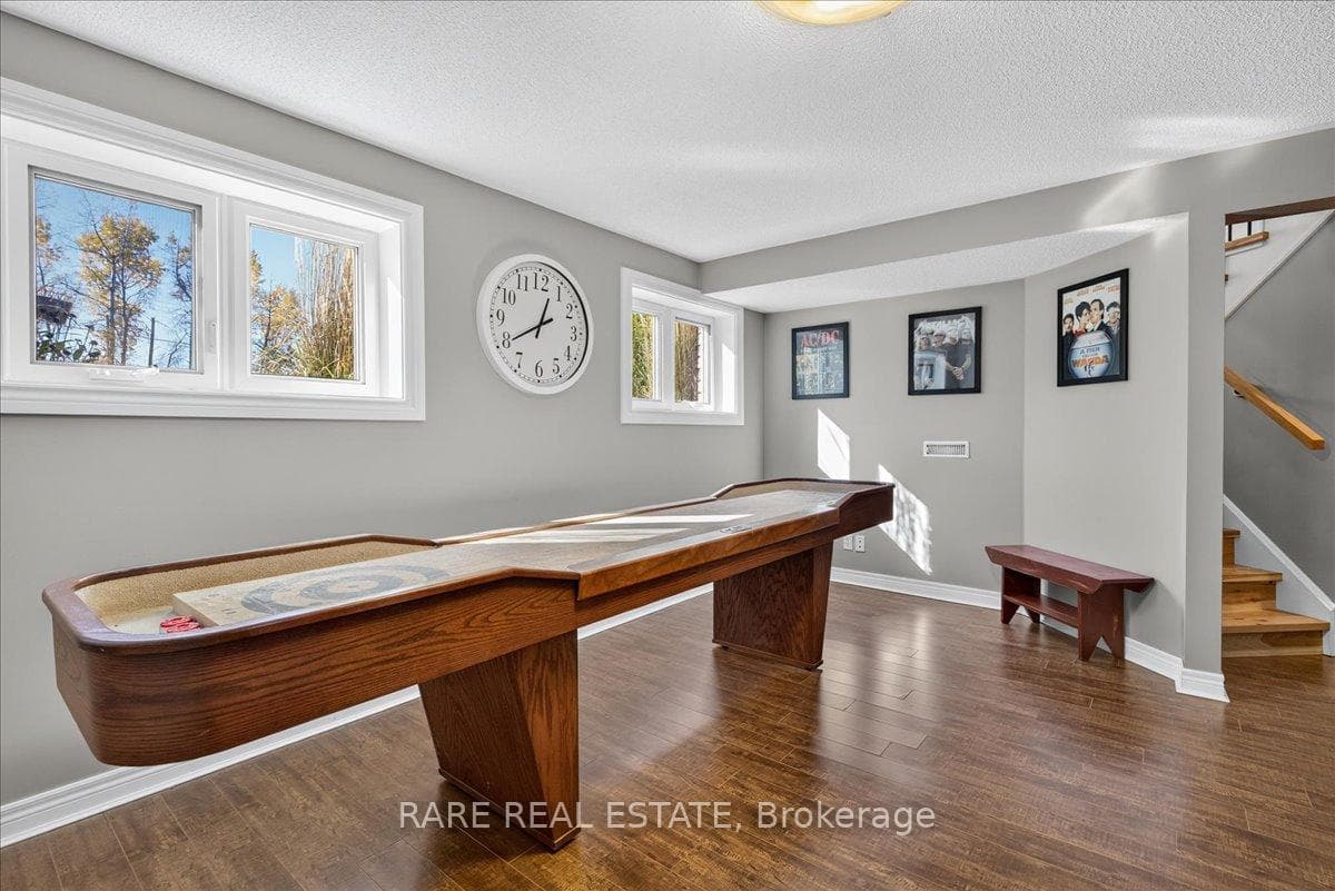 296 Warrington Road photo 22