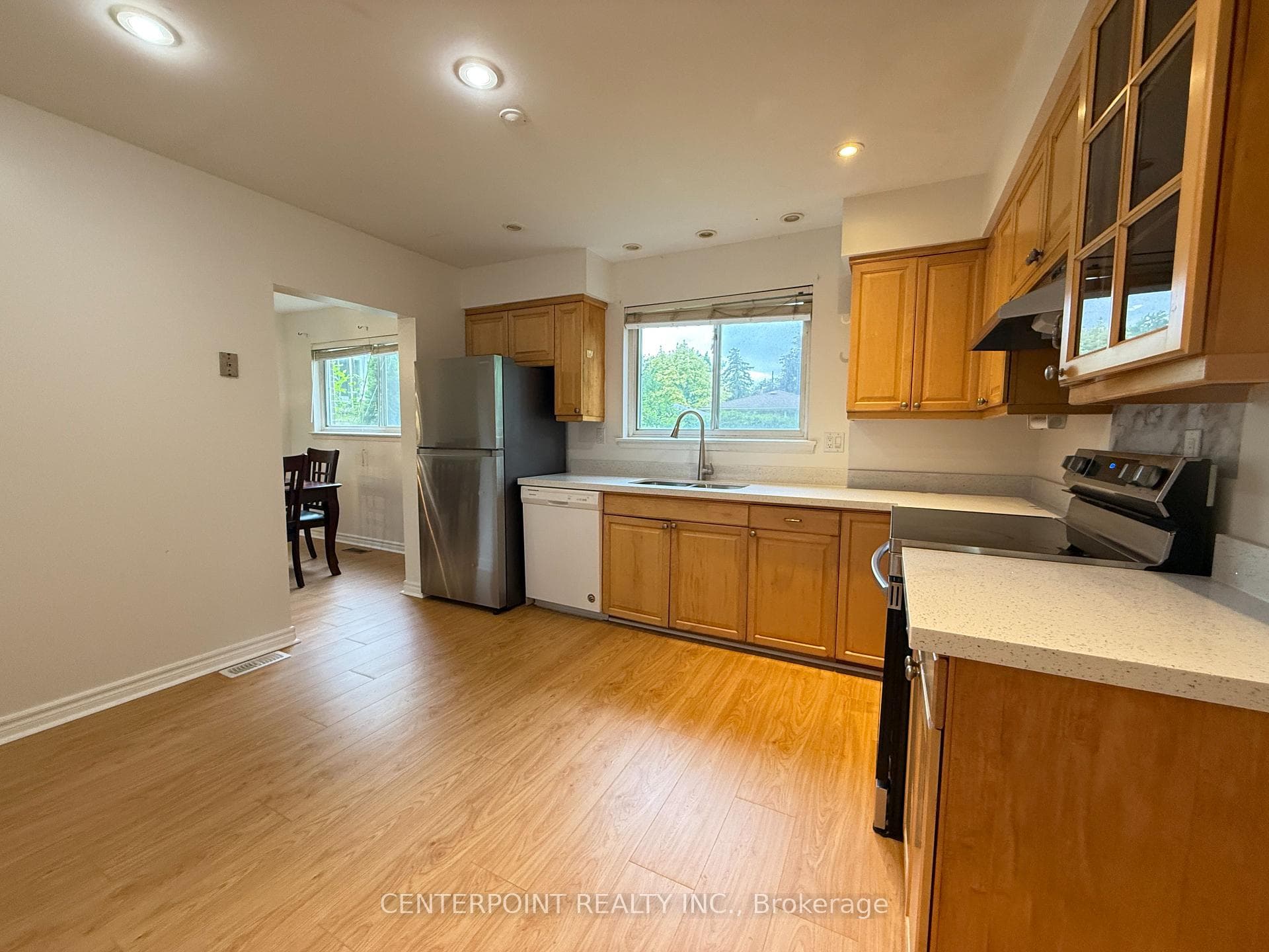 4 Bellbury Crescent photo 8
