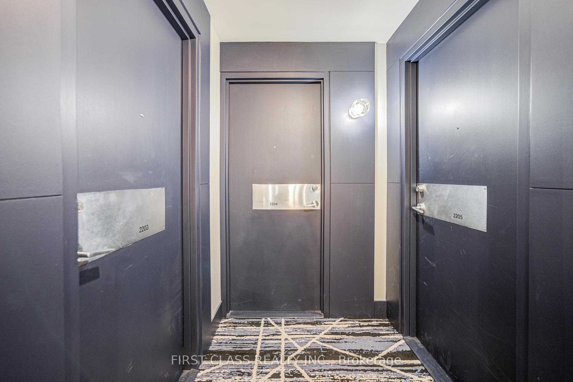 18 Yonge Street Unit 2204 photo 8