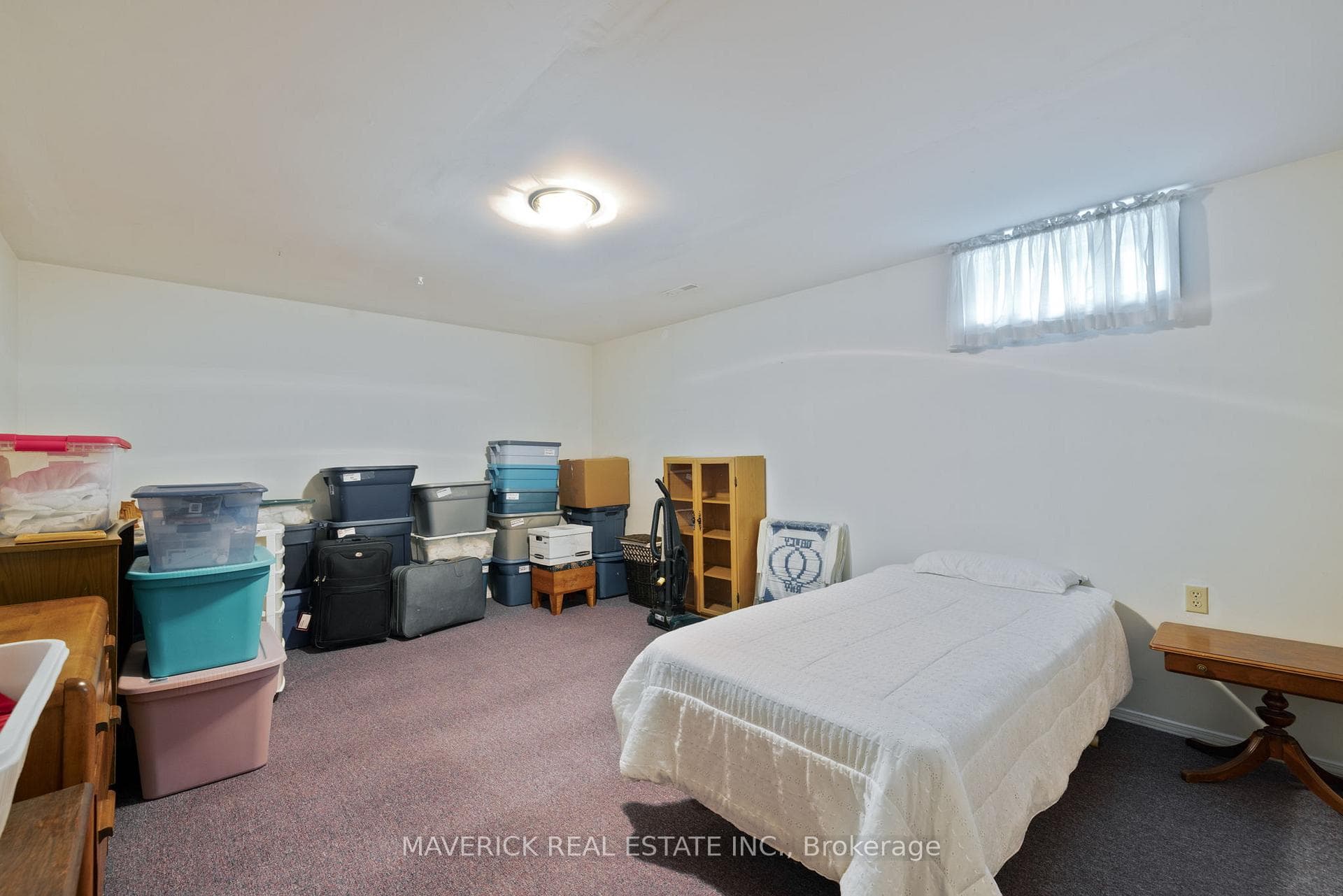 98 Carrie Crescent photo 24