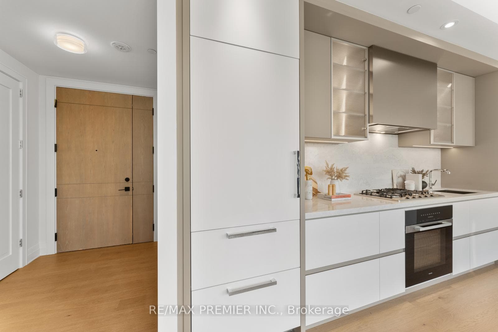 2 Forest Hill Road Unit 808 photo 17