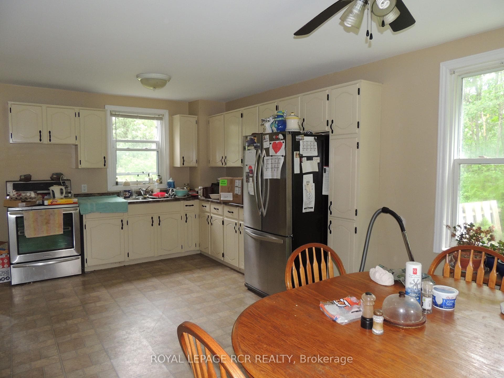 136249 Grey Road 40 Road photo 4