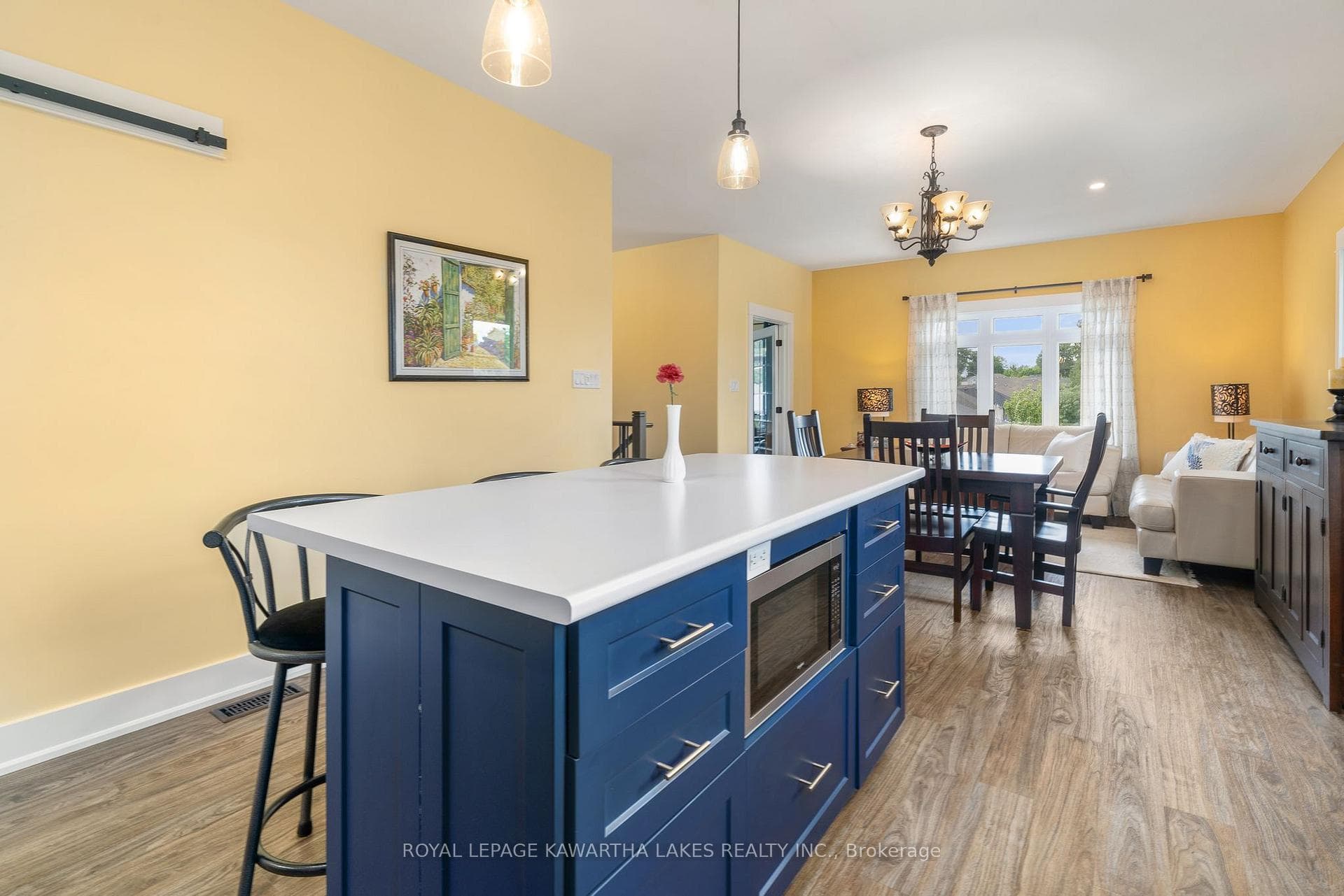 410 Country Lane photo 15