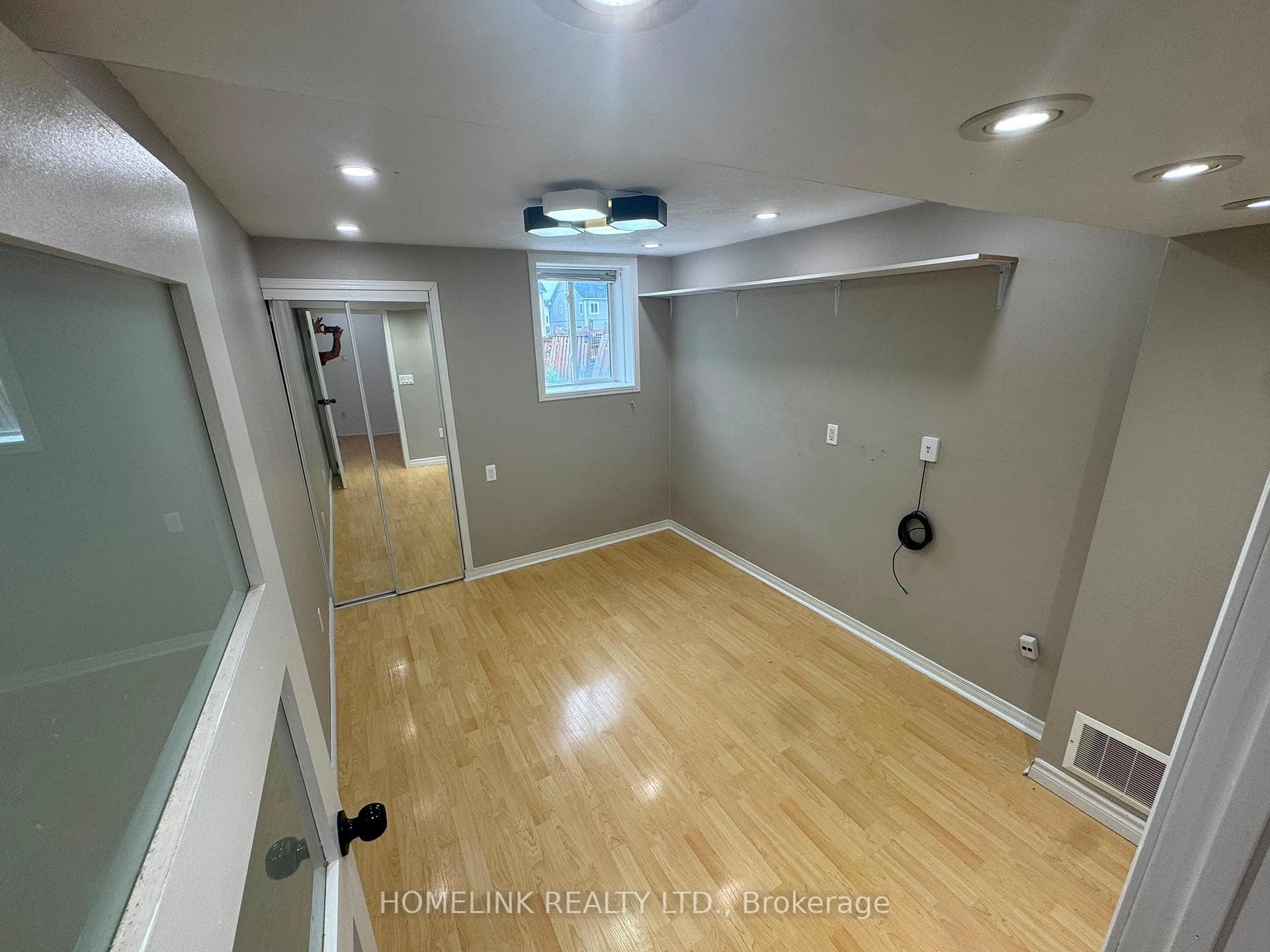 1115 Silverfox Court photo 21
