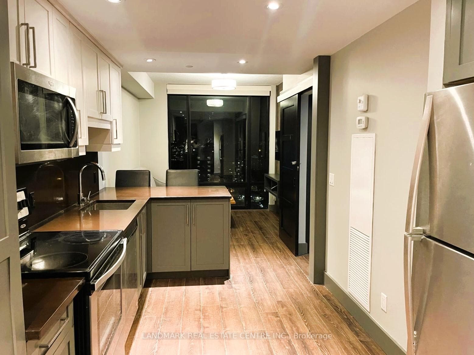 330 Phillip Street Unit 2604 photo 9