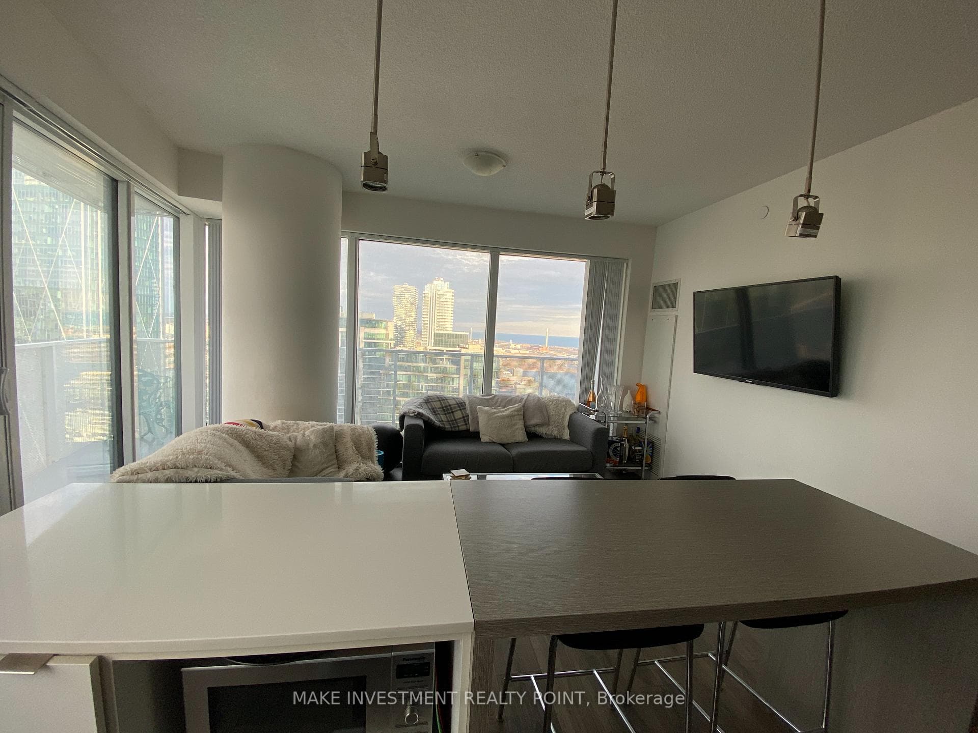 88 Harbour Street Unit 5604 photo 12