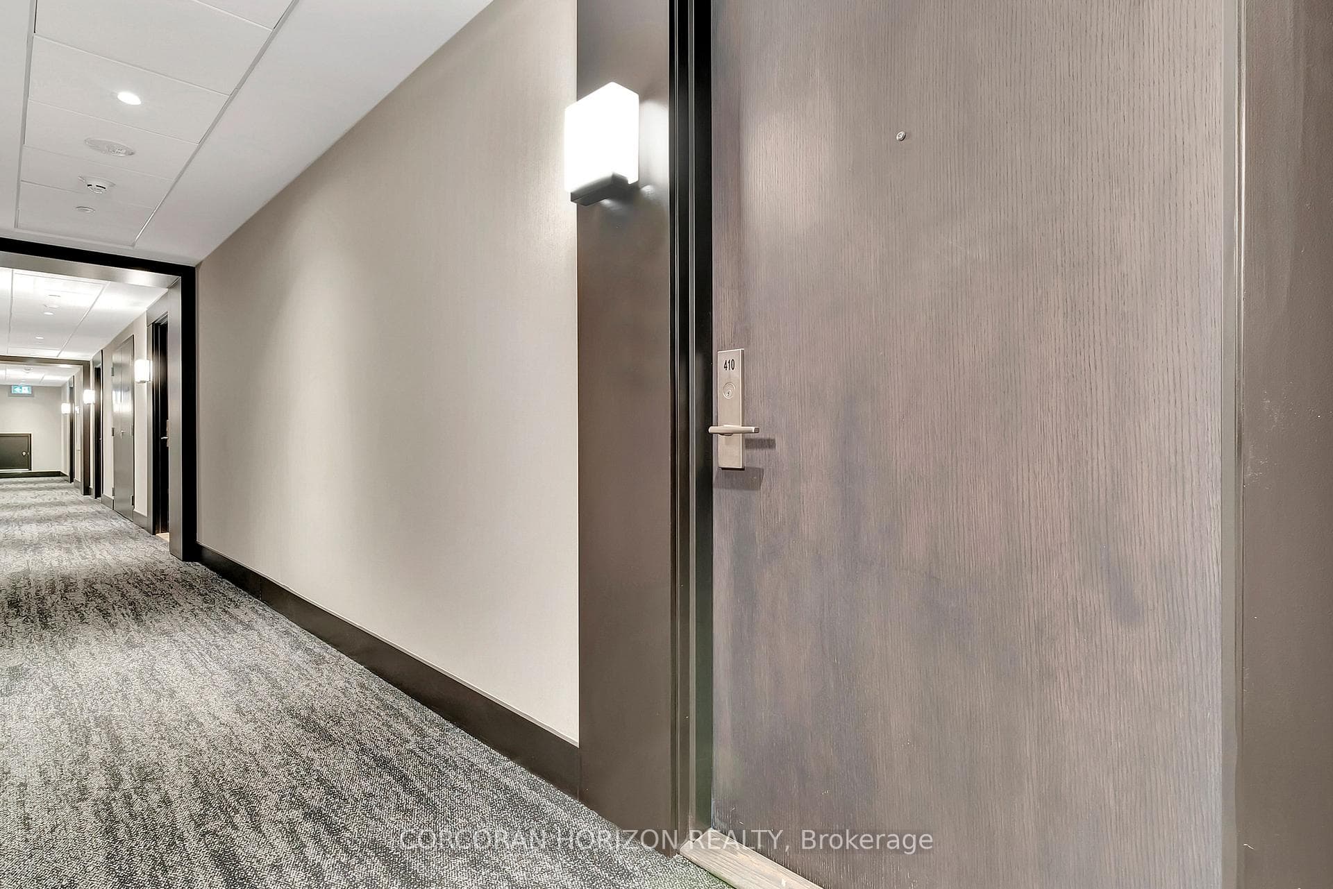 55 Duke Street Unit 410 photo 8