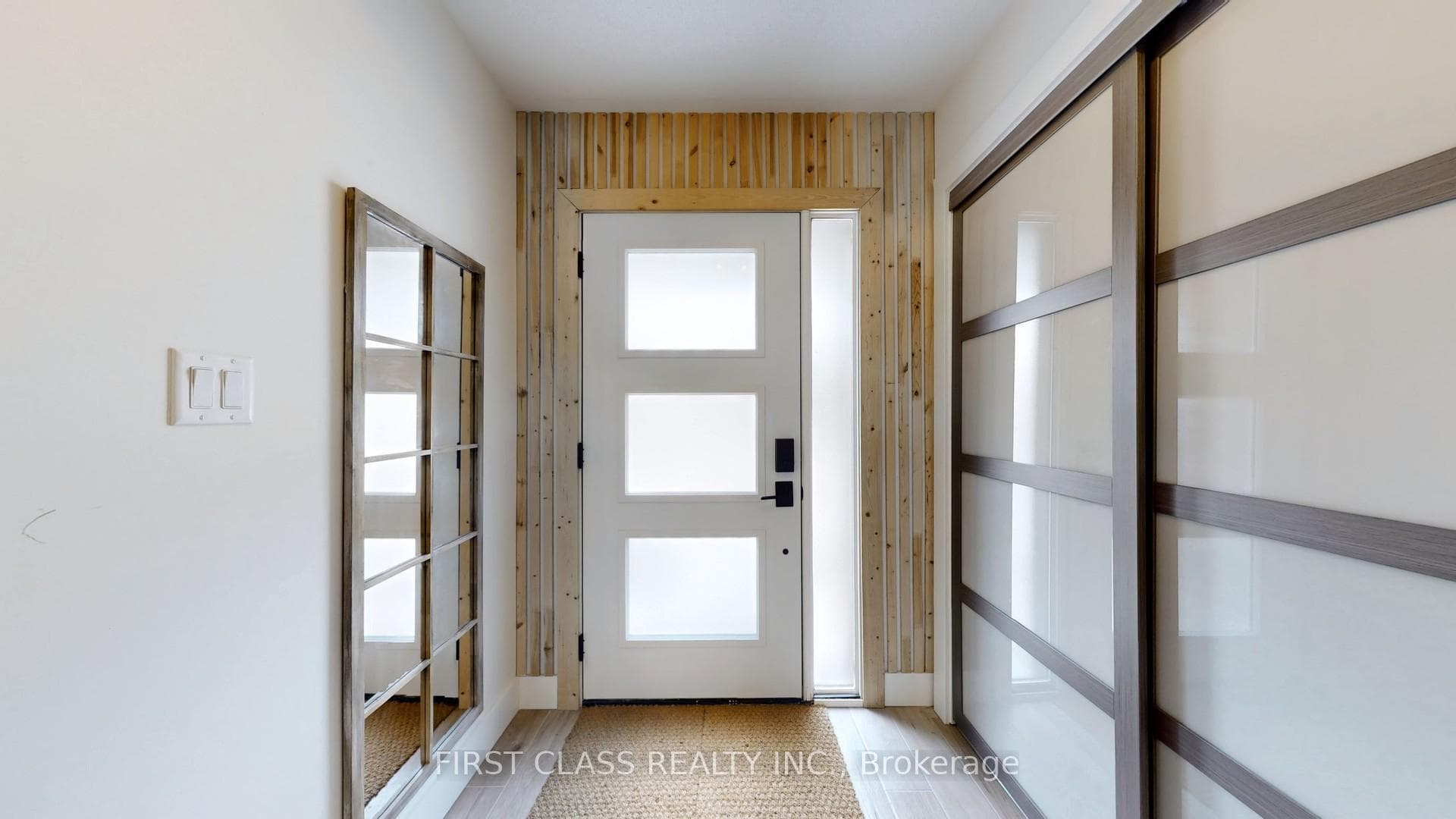 Accent Slat Wall, Wood Effect Tile, Modern Closet