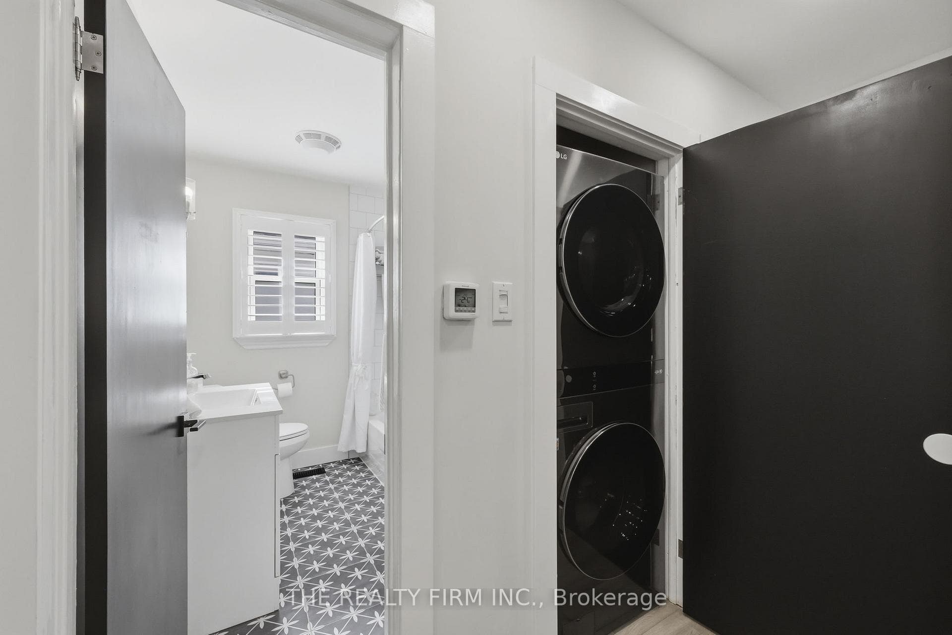 8 Briscoe Street photo 14