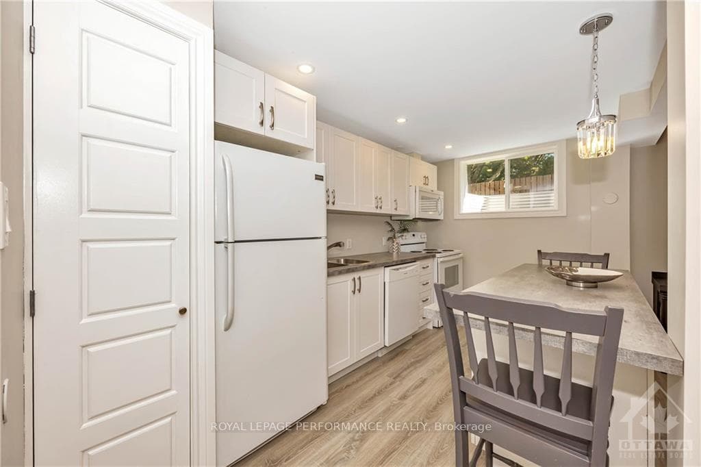 336 TULIP Crescent Unit B photo 12