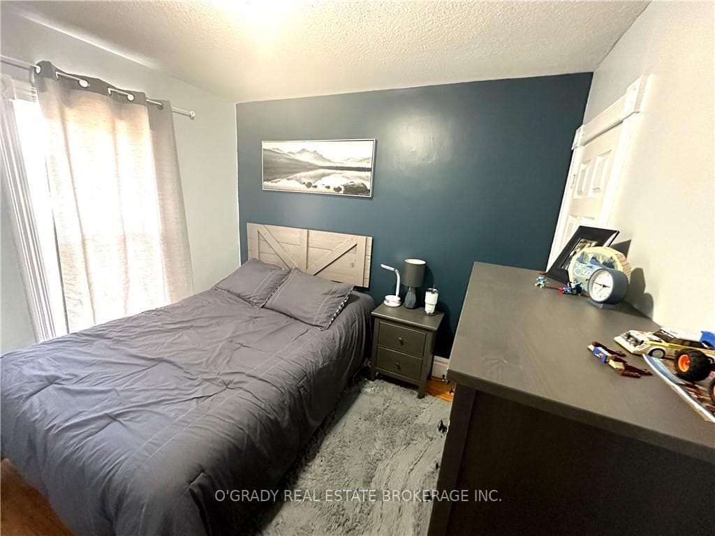 79 BARTHOLOMEW Street photo 15