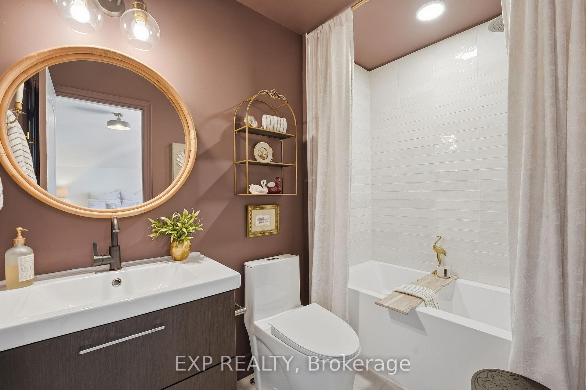 7 Brenner Court photo 29