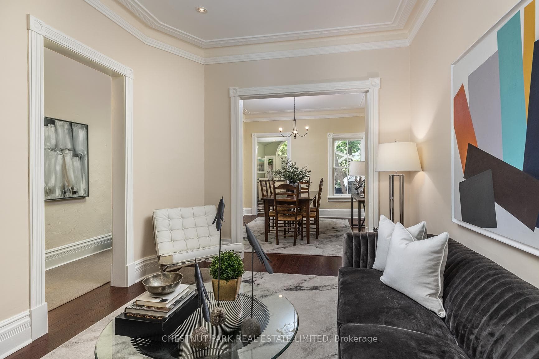 170 Macpherson Avenue photo 9