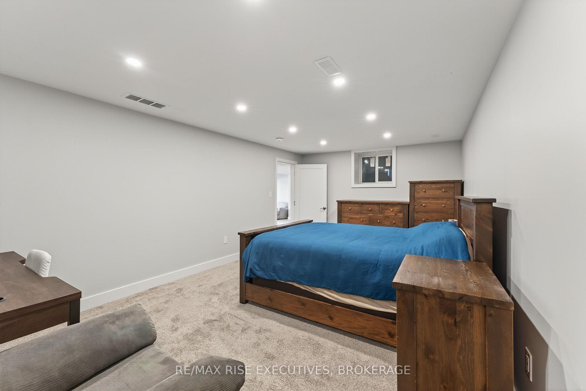 131 Morgan Drive photo 33