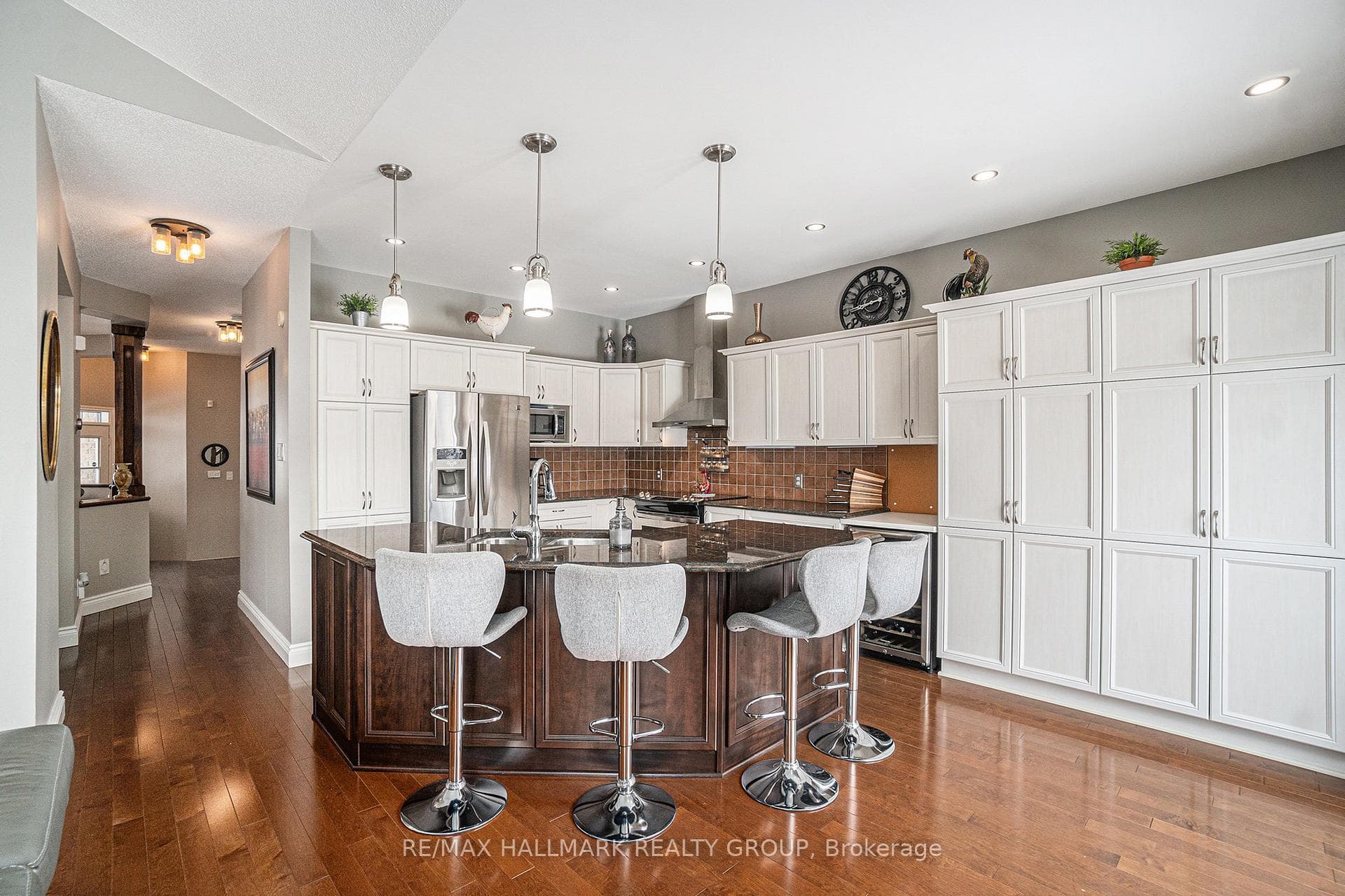 1520 Lisbon Street photo 16