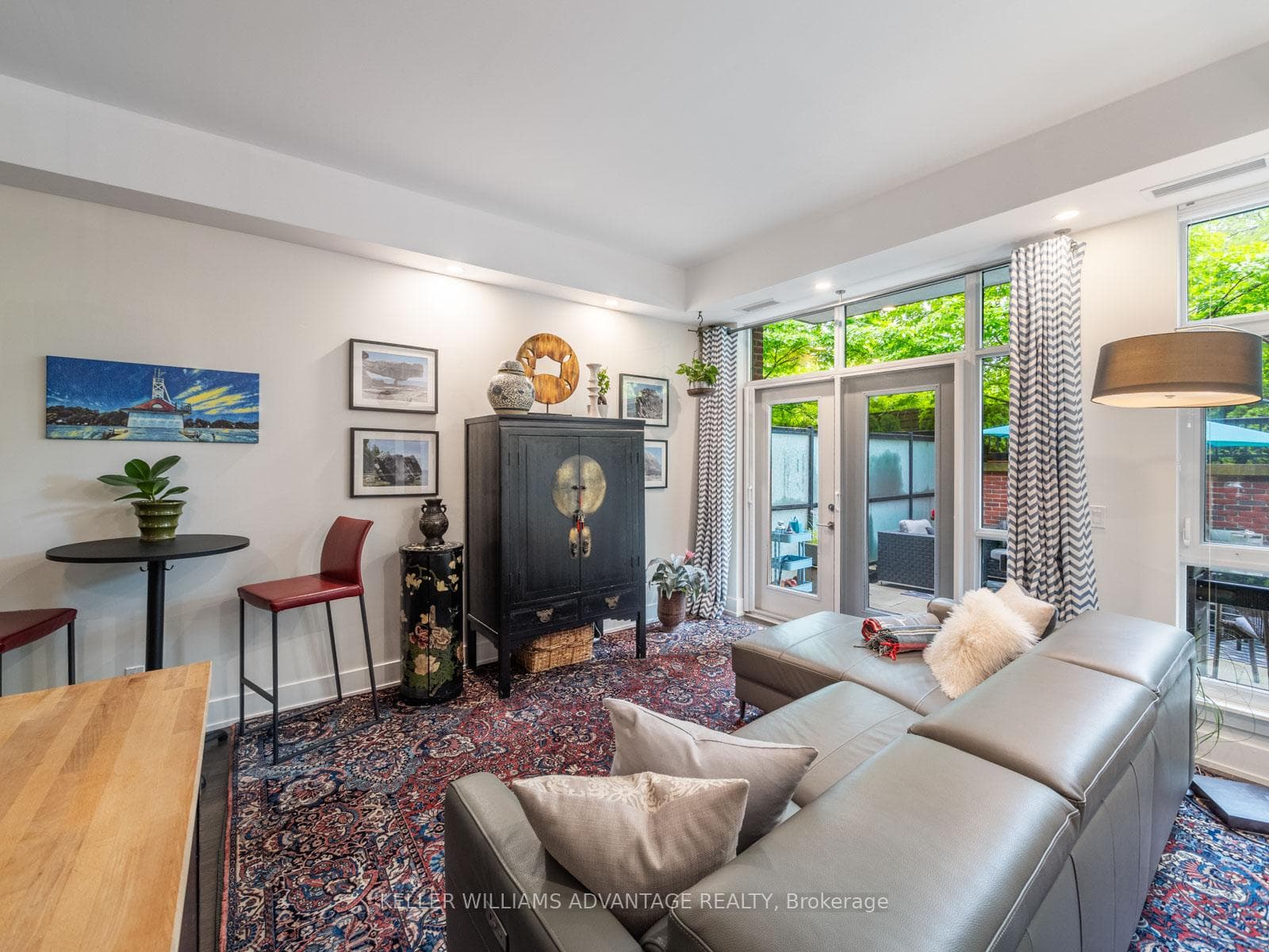 66 Kippendavie Avenue Unit 107 photo 4