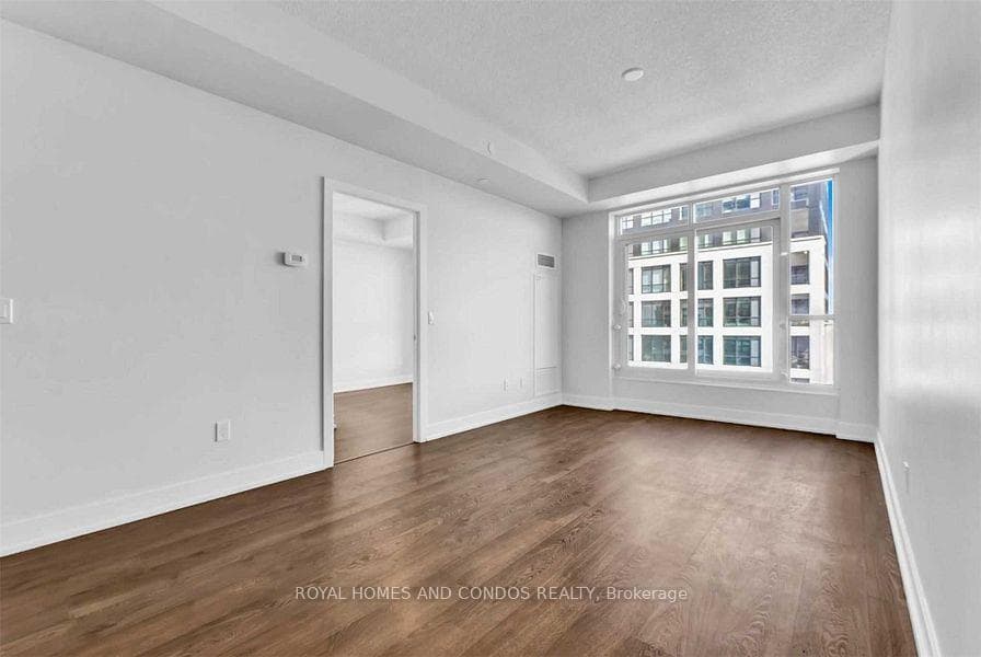 7 Mabelle Avenue Unit 706 photo 2