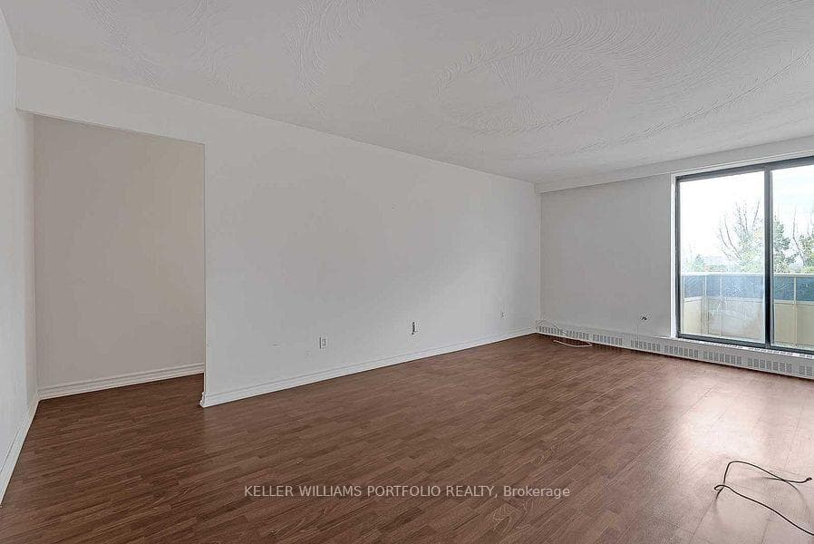 921 Midland Avenue Unit 704 photo 5