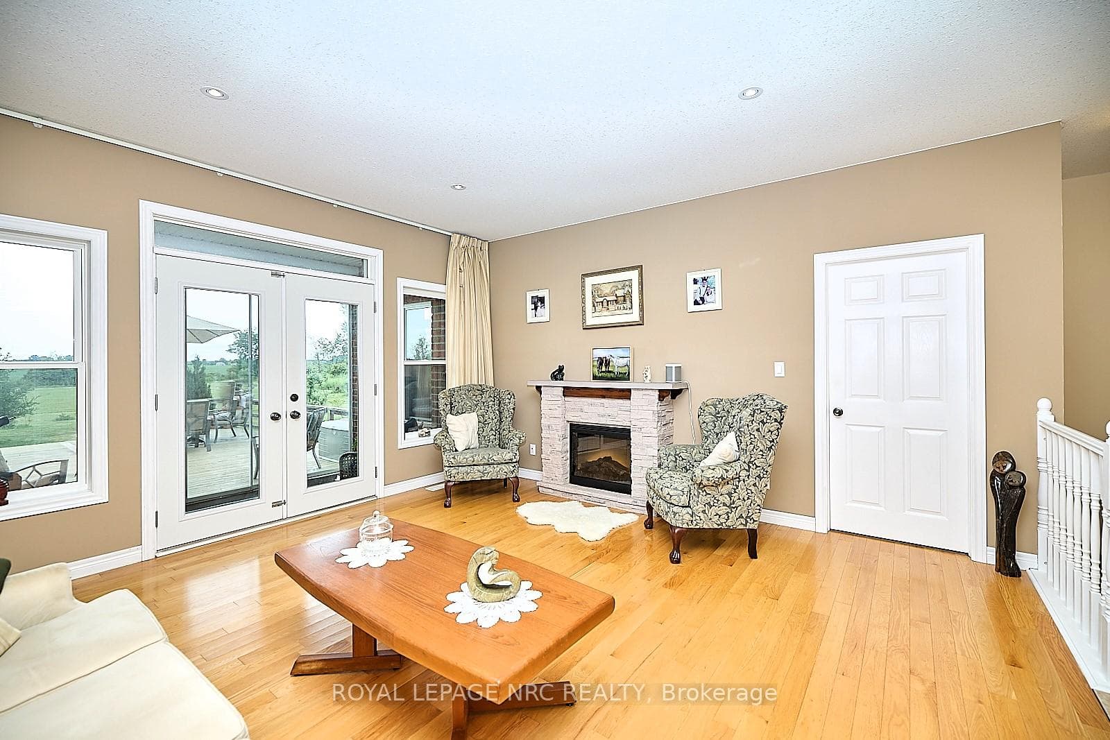 3772 CANBOROUGH Road photo 21