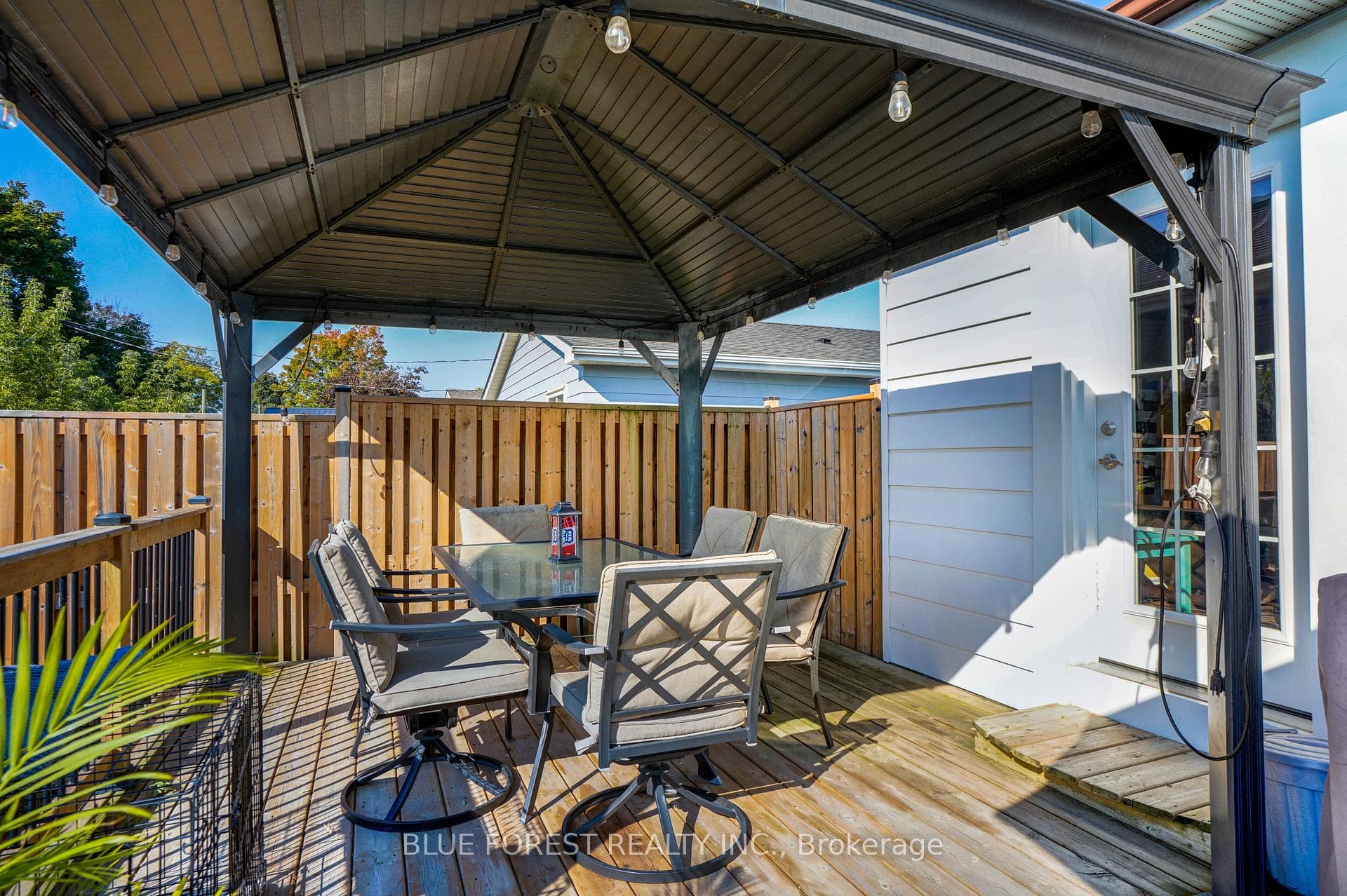 15 Paddon Street photo 26