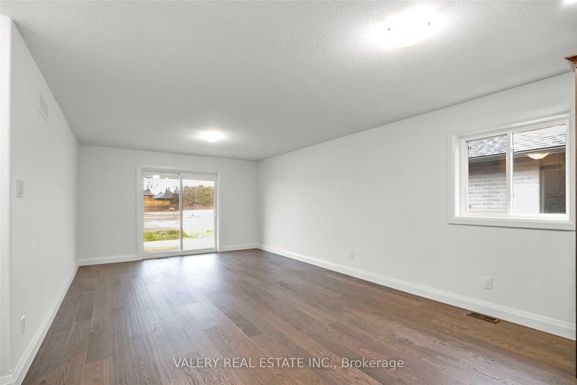 9 Peachleaf Lane photo 11