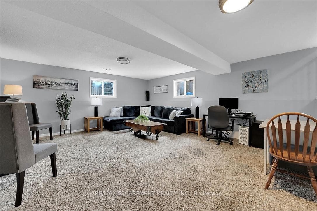 18 Jamieson Drive photo 24