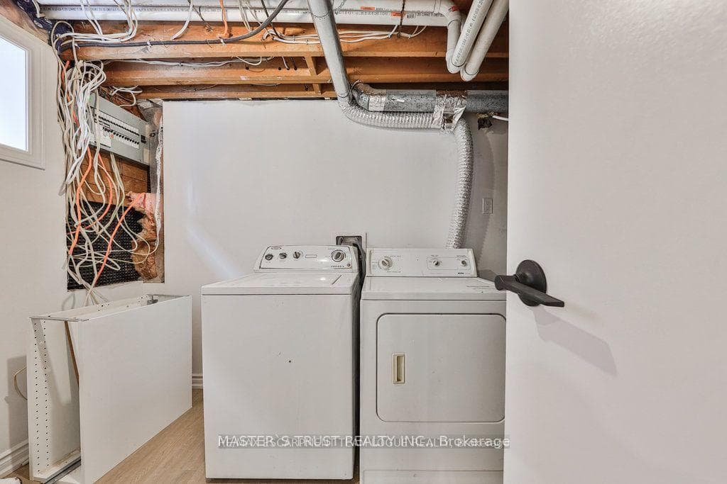 1390 Mountain Grove Avenue Unit LOWER photo 16