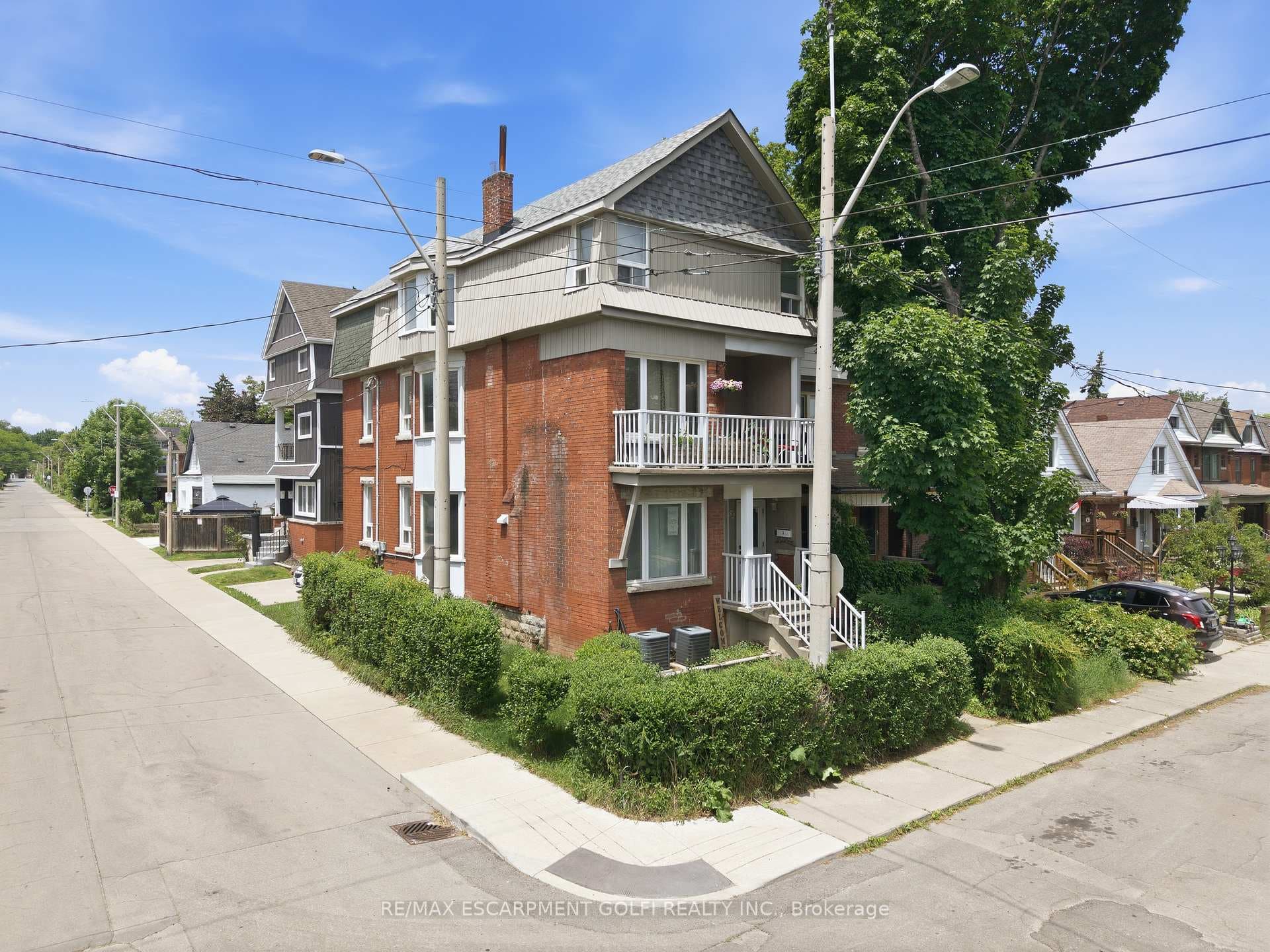 52 Cedar Avenue photo 29