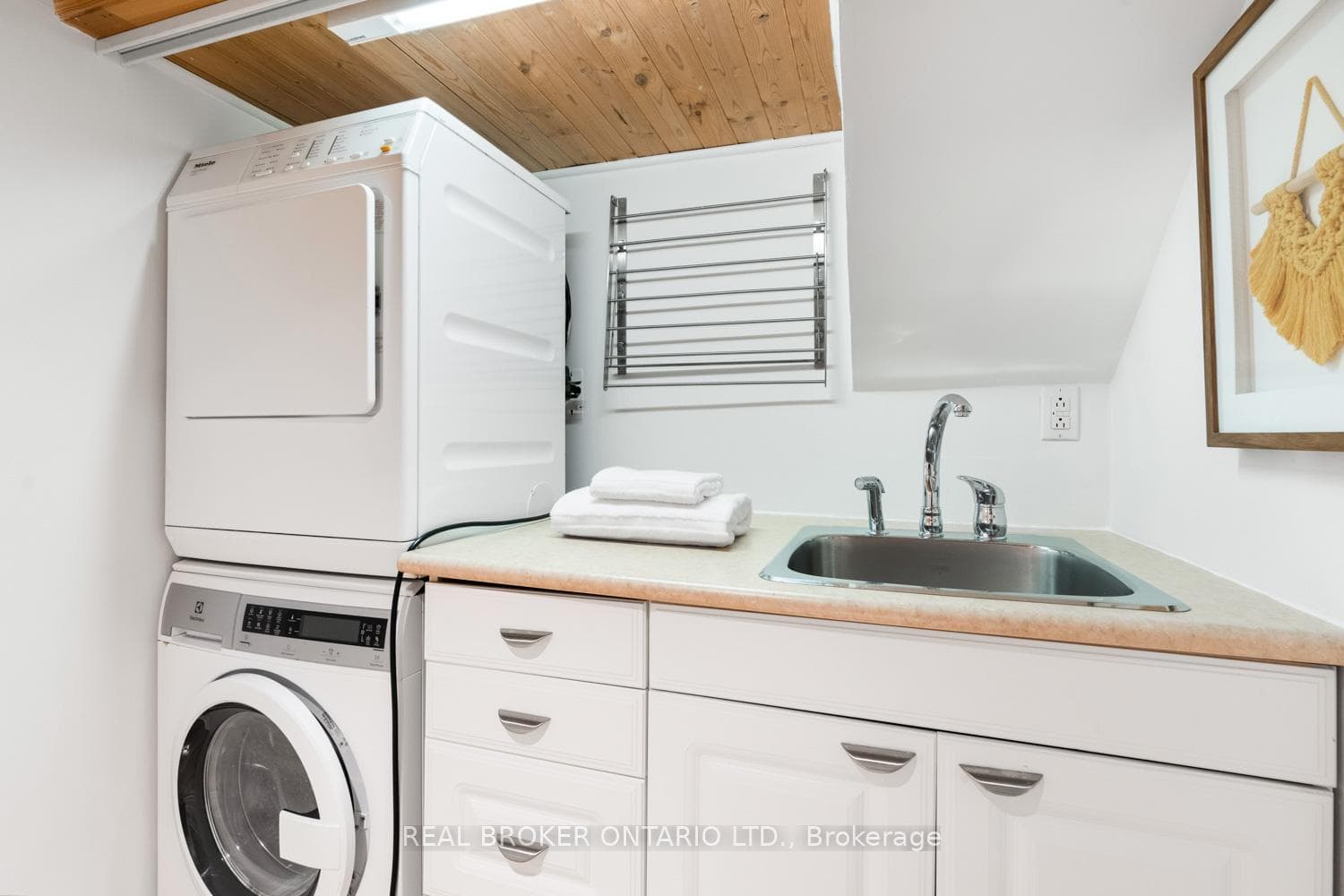 115 Bellhaven Road photo 29