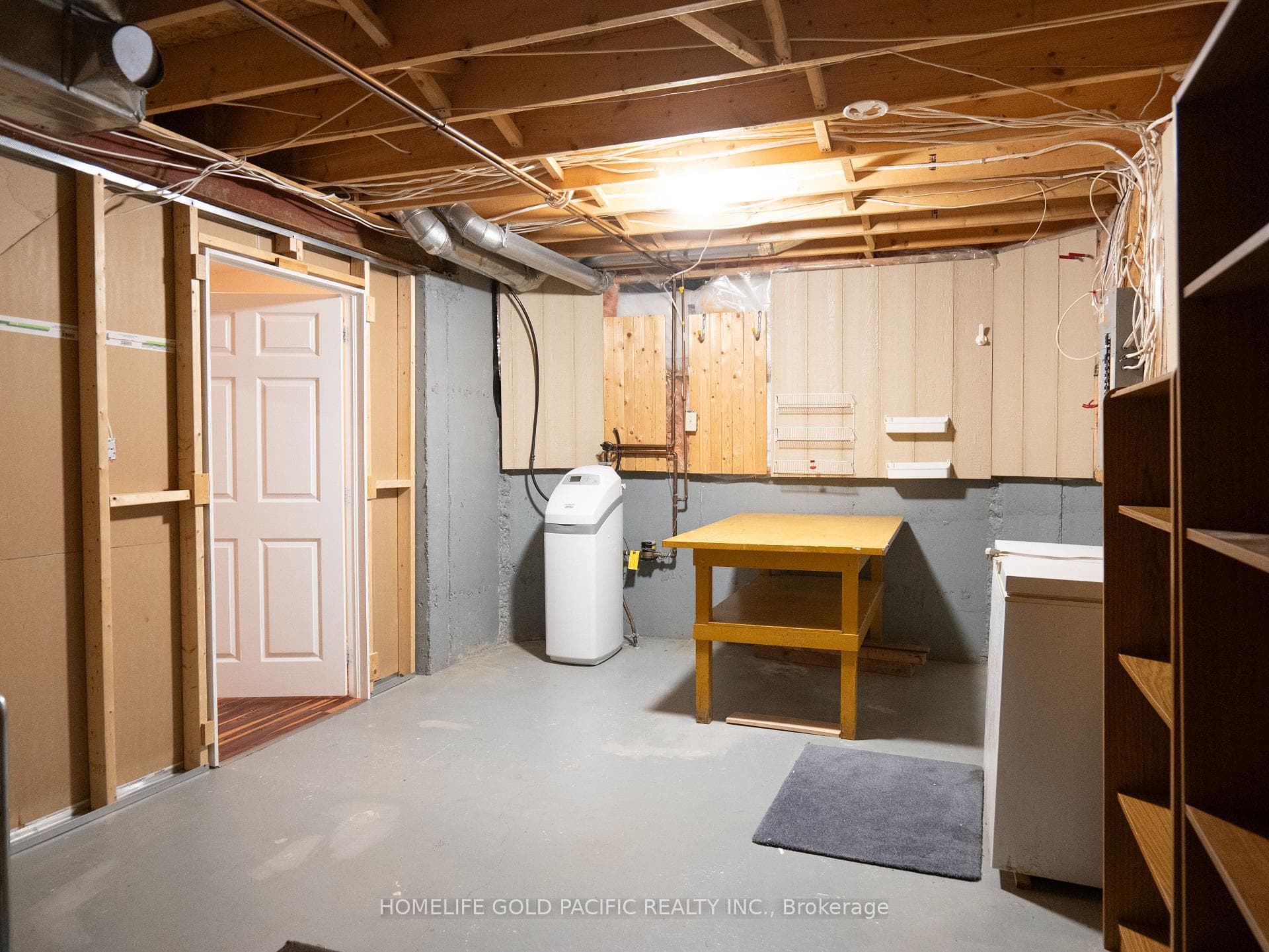 4200 Credit Pointe Drive photo 36