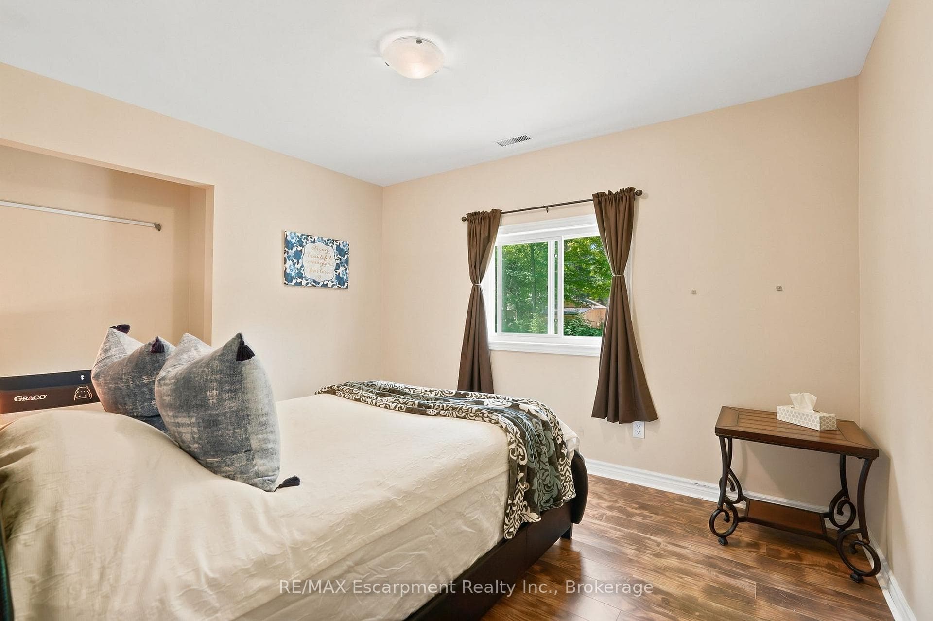 16 Hiawatha Road photo 27