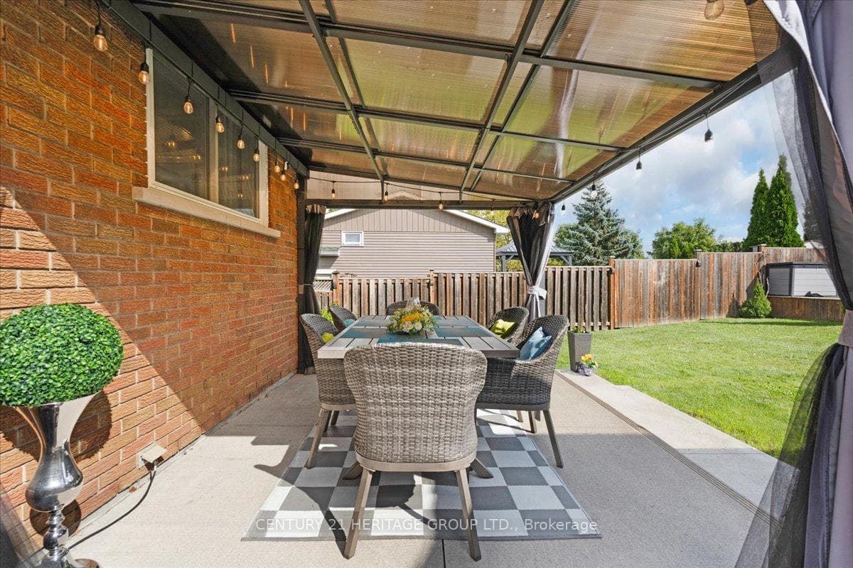 3 BYWOOD Crescent photo 37