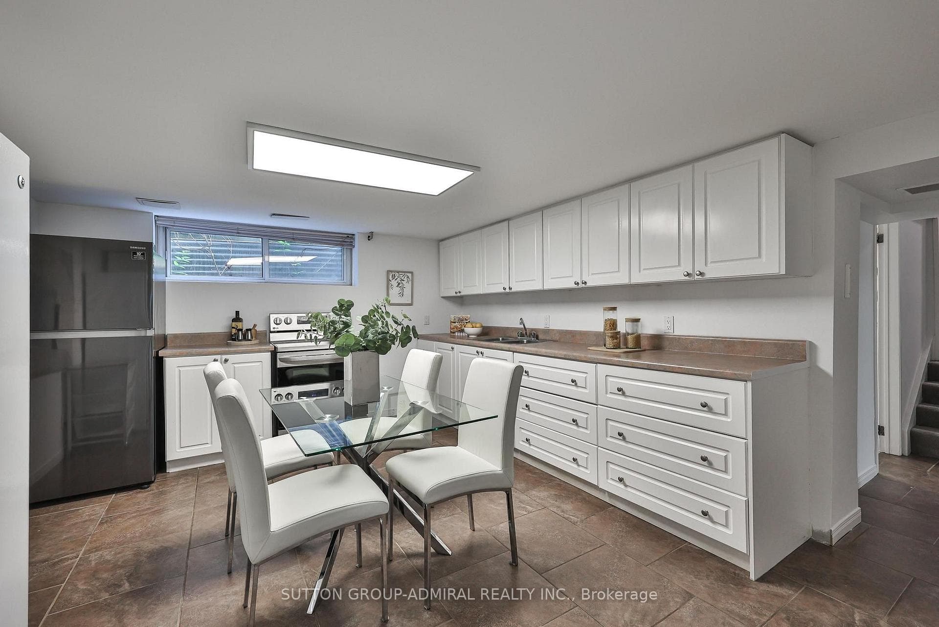 256 Torresdale Avenue photo 41
