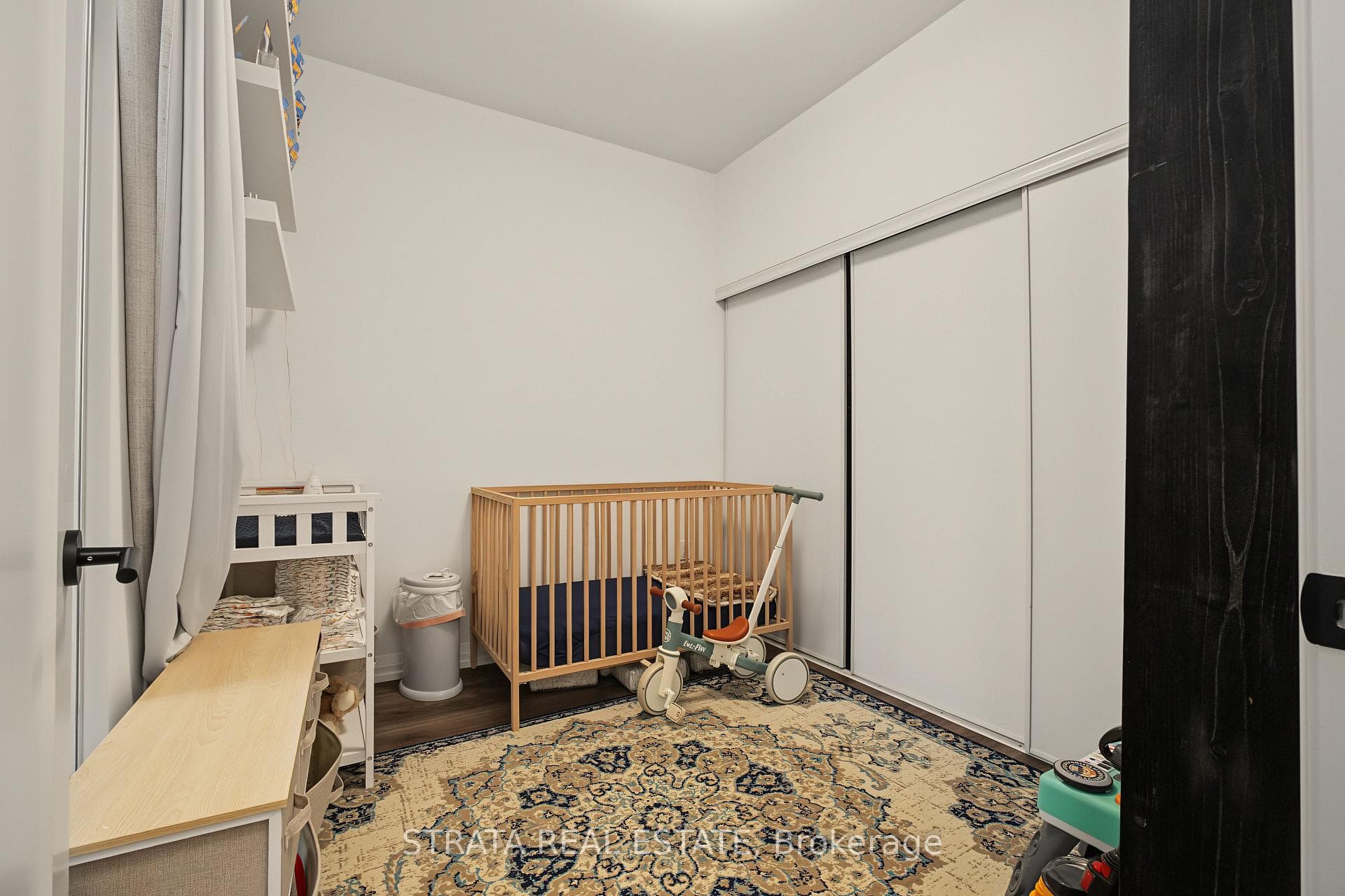 280 Dundas Street Unit 403 photo 13