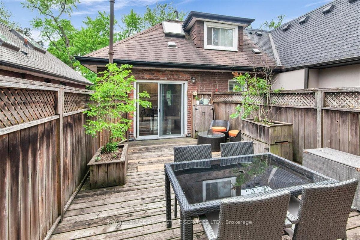 88 Pricefield Road Unit 2 photo 18