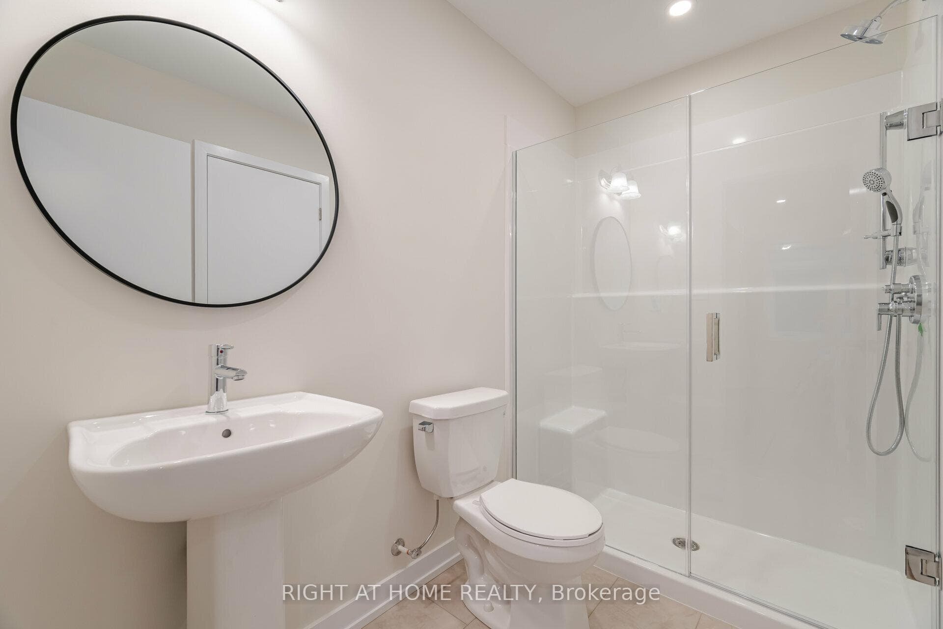 1318 Shevchenko Boulevard photo 35