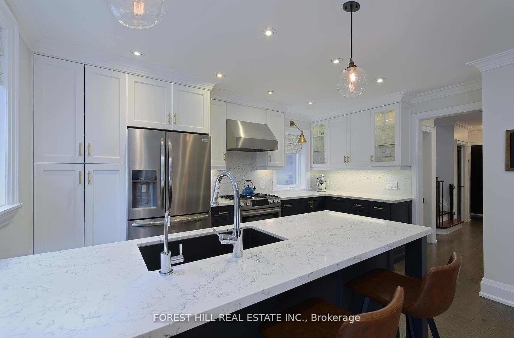 9 PEVERIL Hill photo 15