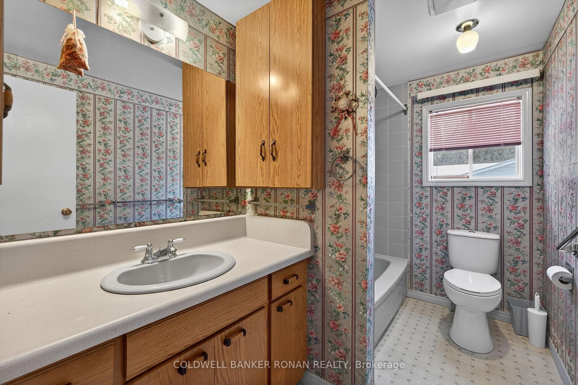 2 Balsam Court photo 29