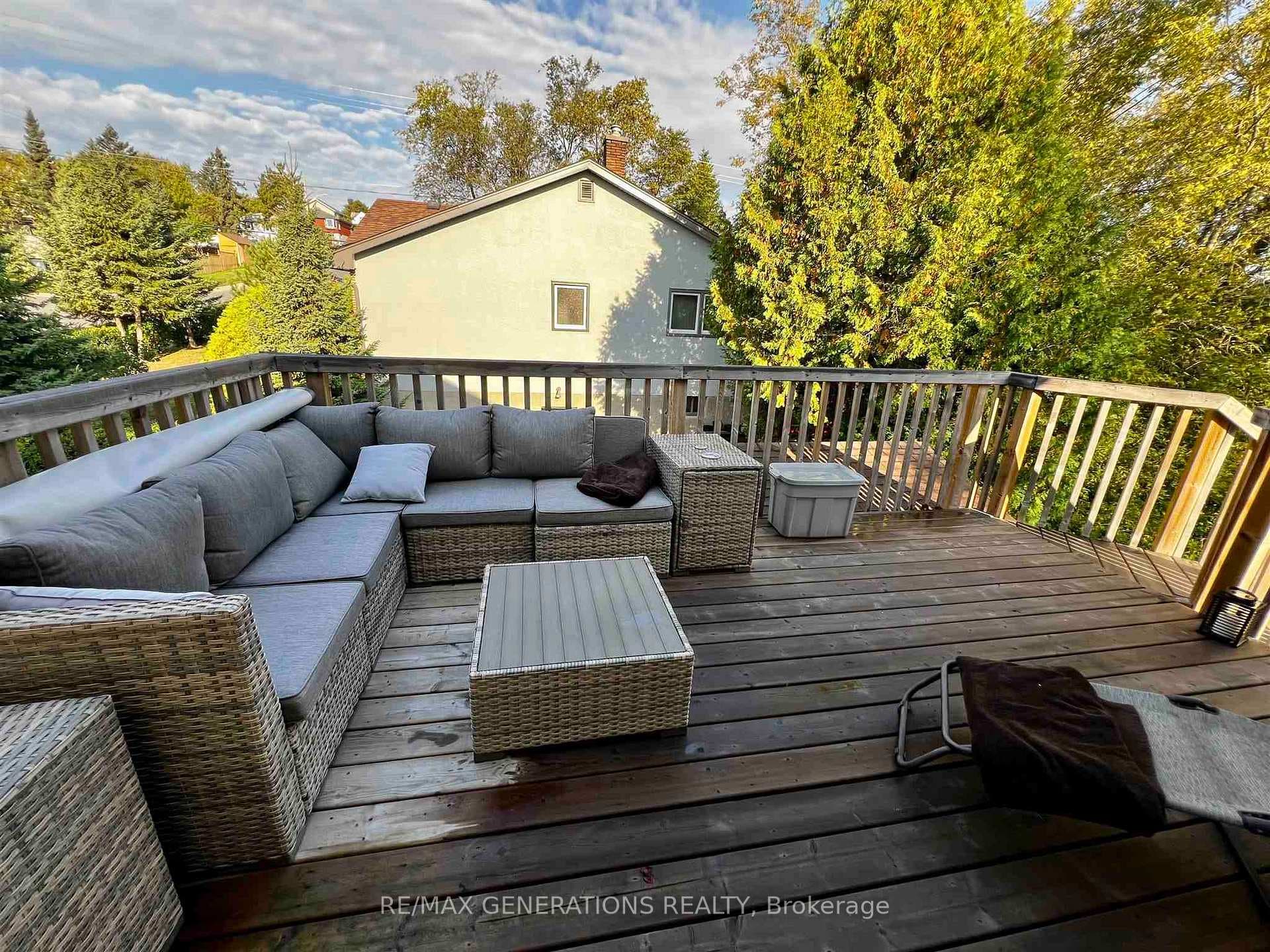 328 Dawson Street photo 31