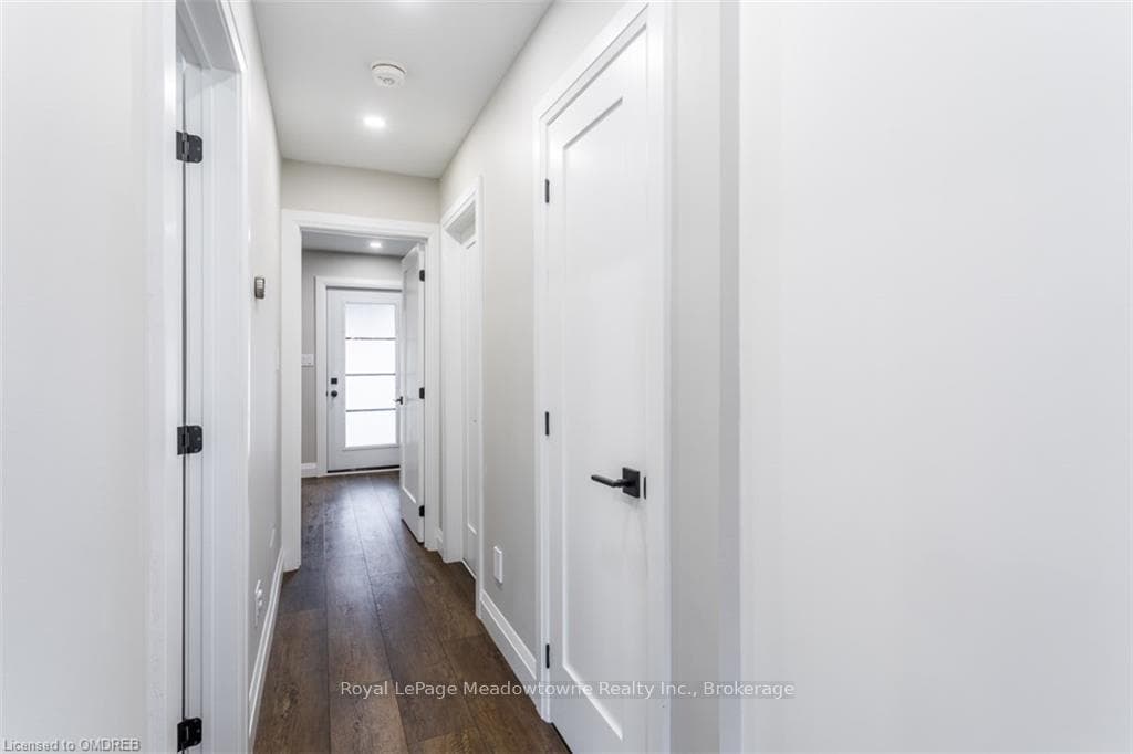 375 GEORGE Street photo 13