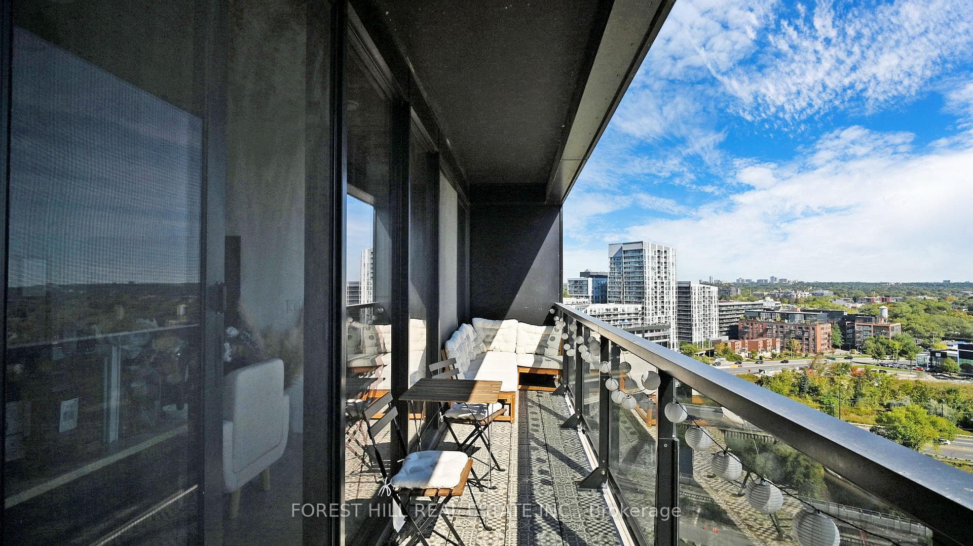 170 Bayview Avenue Unit 1407 photo 23