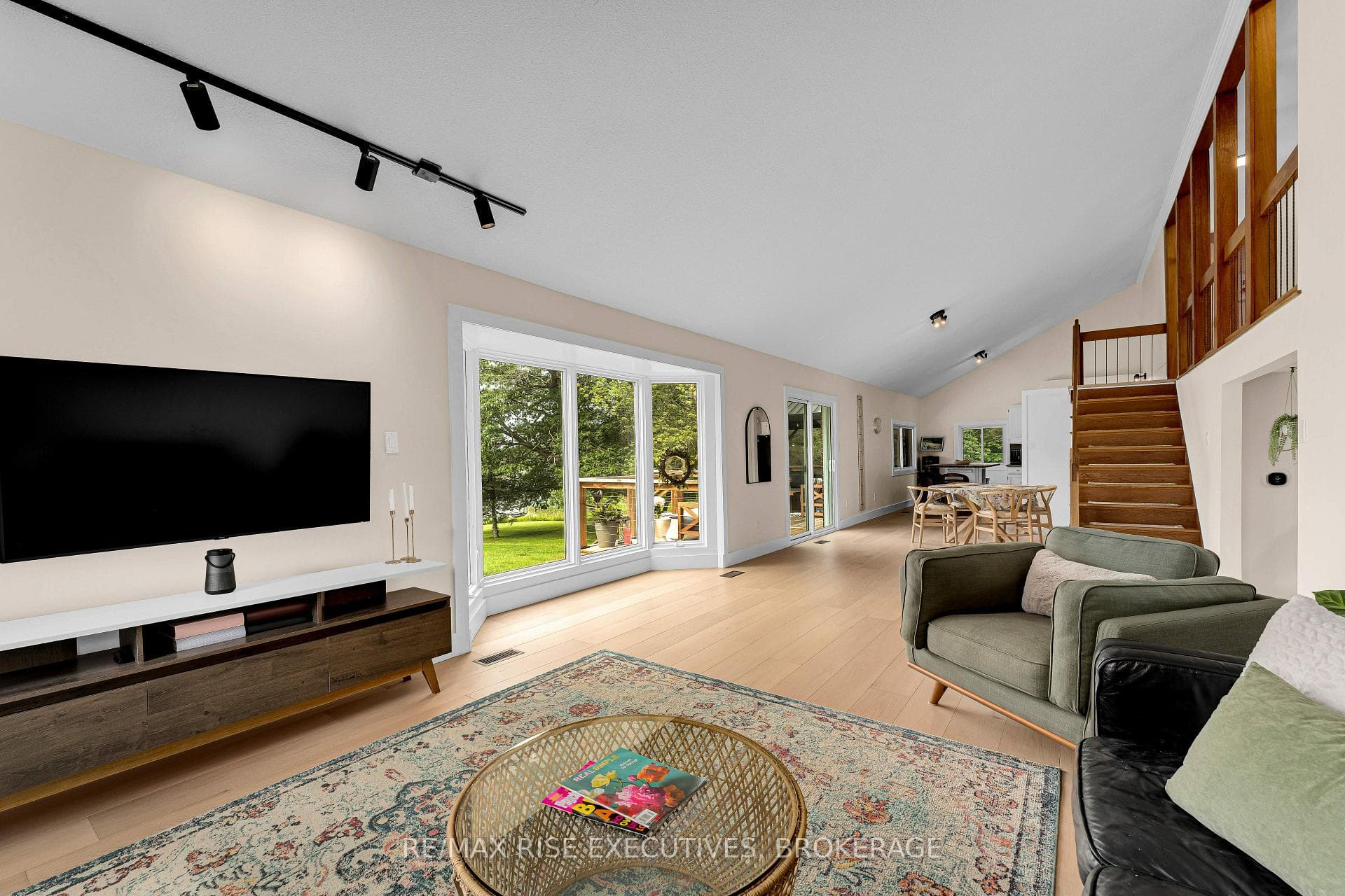1520 Shore Road photo 15