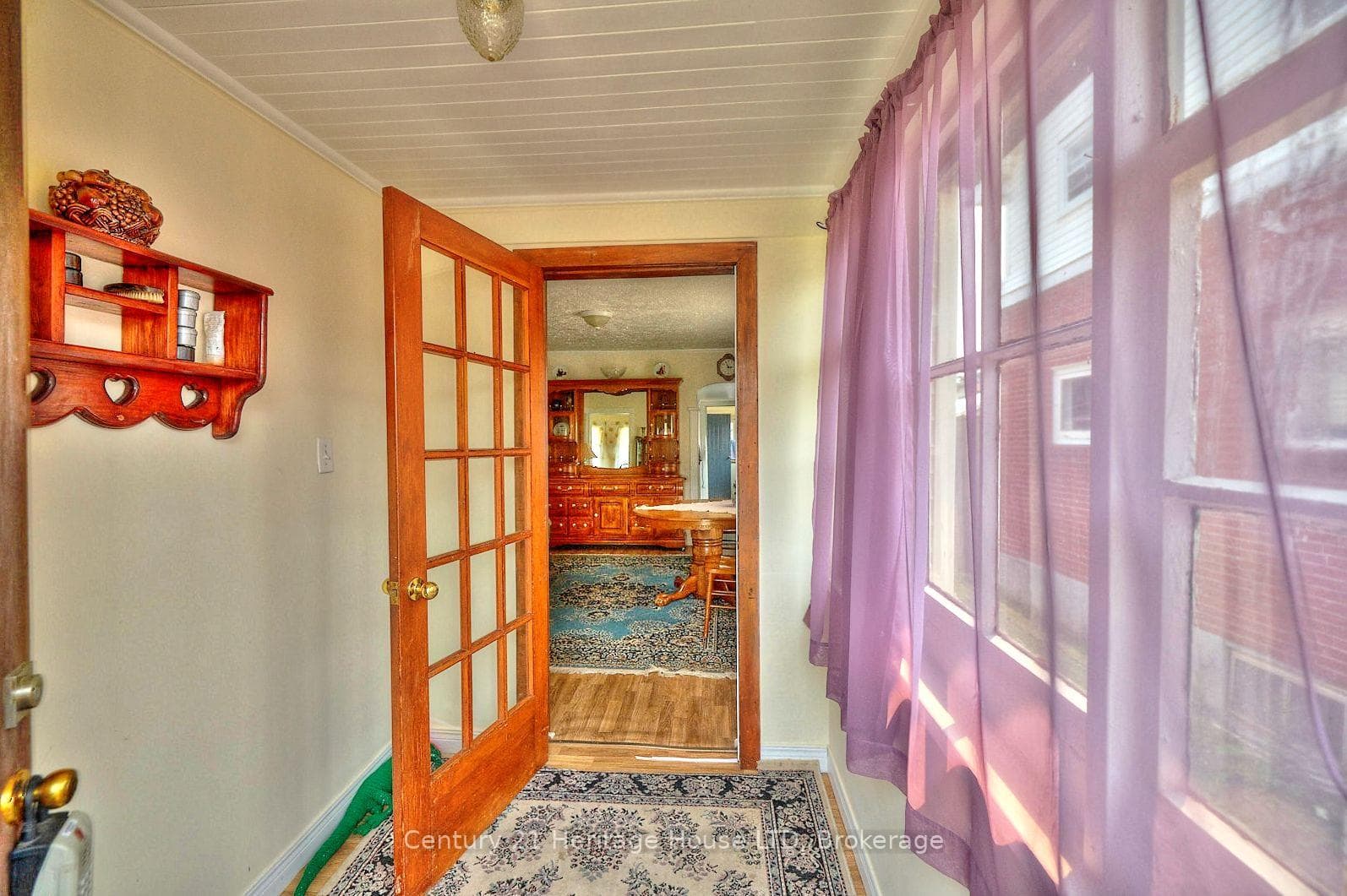 231 Dufferin Street photo 3