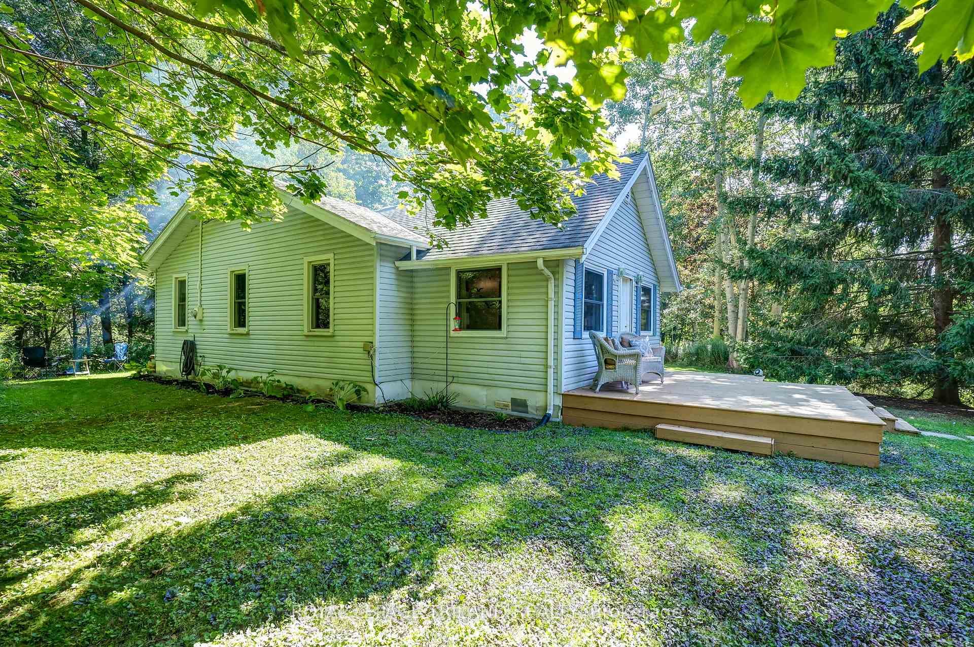 7372 COYNE Road photo 20