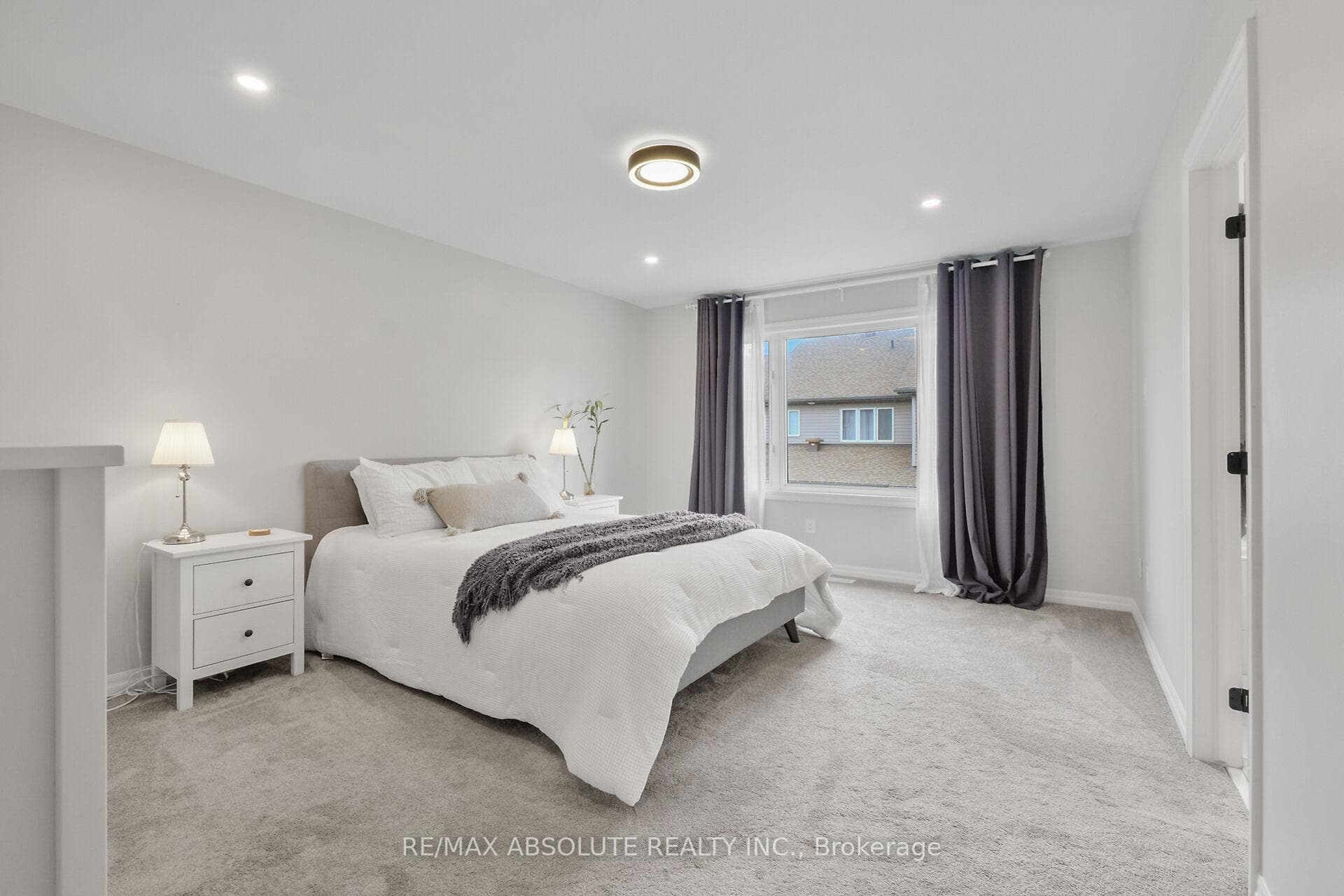 243 Overberg Way photo 34
