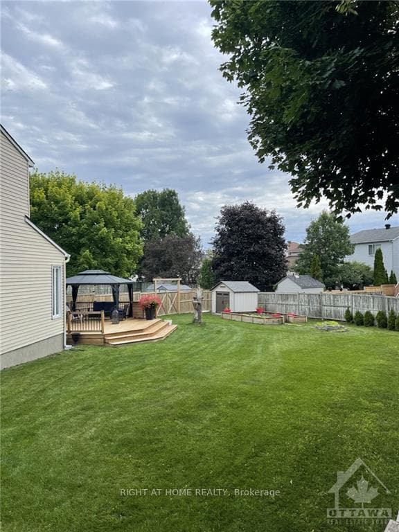 2090 SUNLAND Drive photo 23